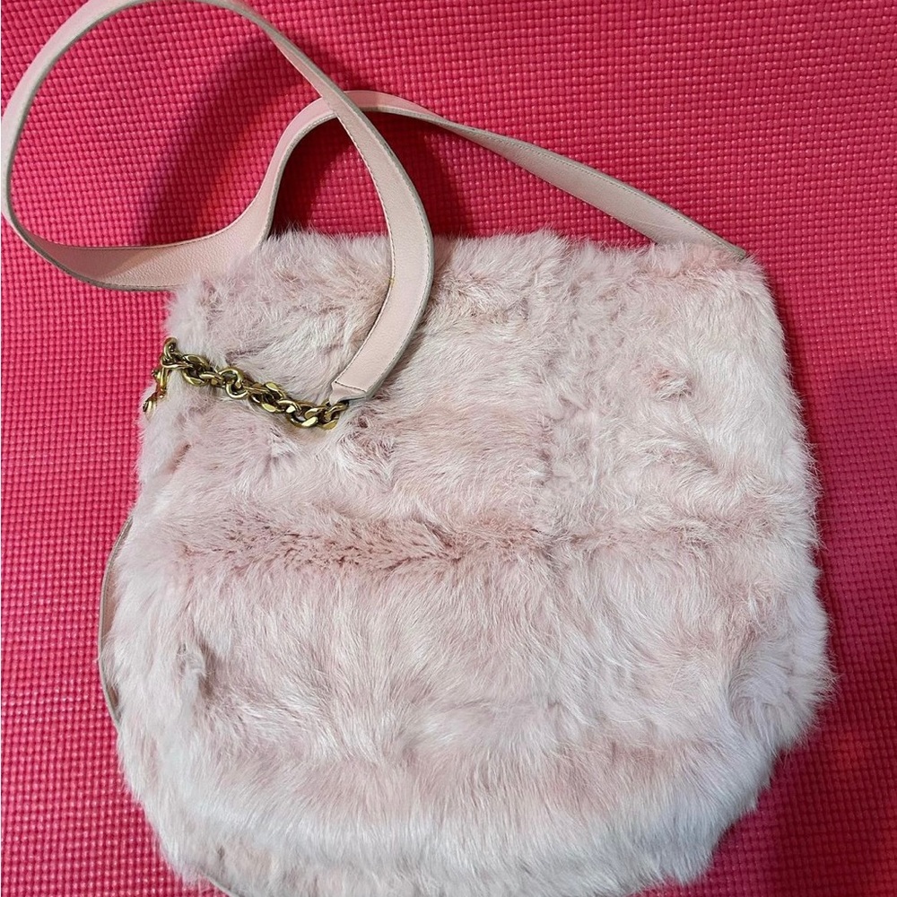 Baby Pink Genuine Rabbit Fur and Leather Vintage Juicy Purse! 💕
